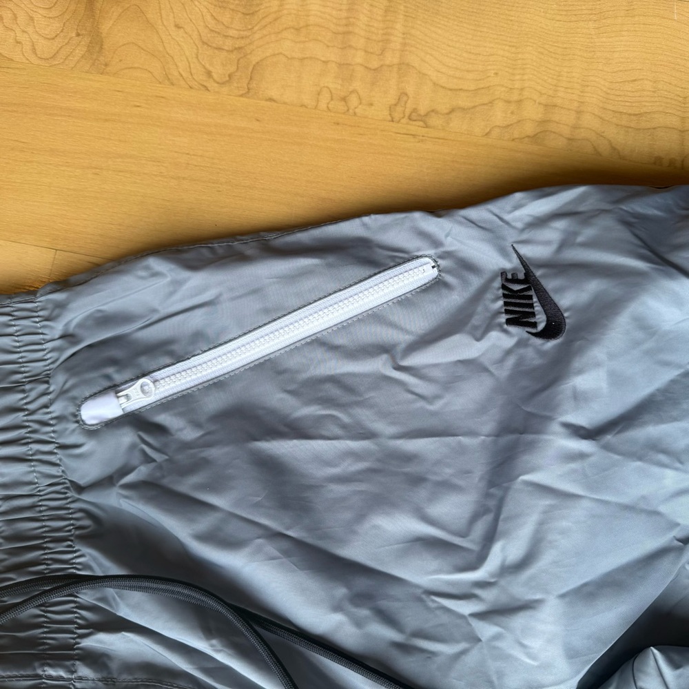 NEW Nike Windrunner Woven Lined Joggers w/Zip front & back pockets & zip ankles - Picture 9 of 10